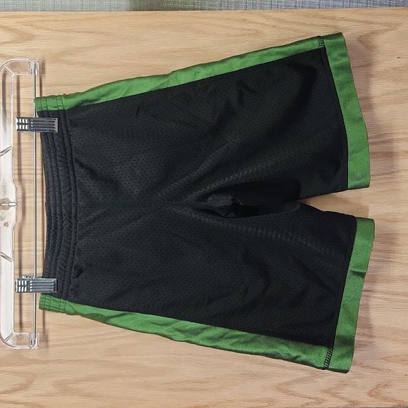 John Deere Athletic Elastic Waist Shorts Size 6 - Picture 3 of 4